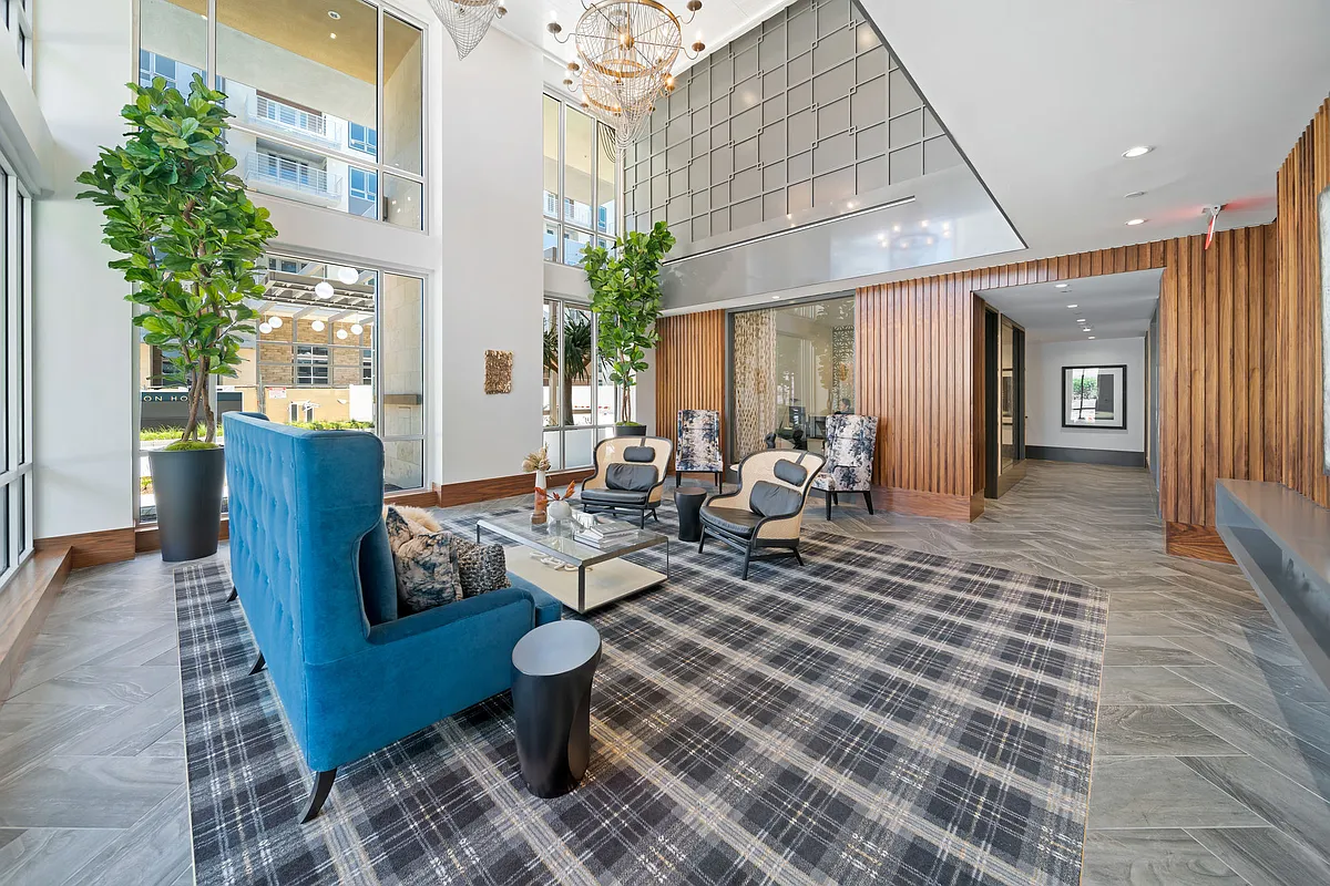 Building Photo - Halcyon House