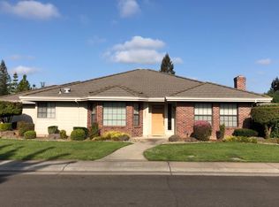 18385 Milford Dr, Lockeford, CA 95237