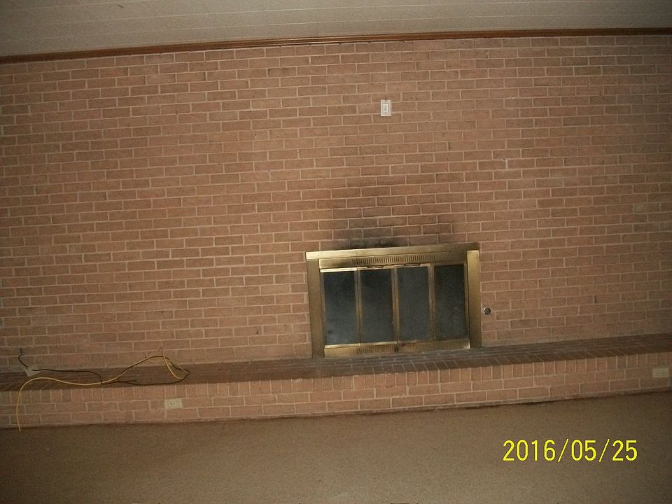 2nd image of 1110 S 4th St