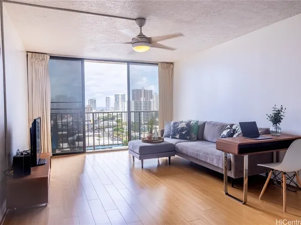 1561 Pensacola St APT 1402, Honolulu, HI 96822