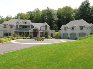119 Heather Dr, New Canaan, CT 06840