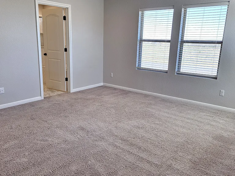 901 Gray Fox Loop — Photo 4