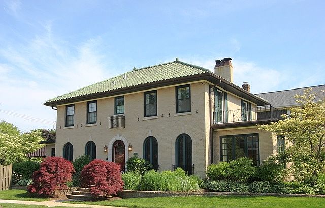1st image of 1046 N Grove Ave
