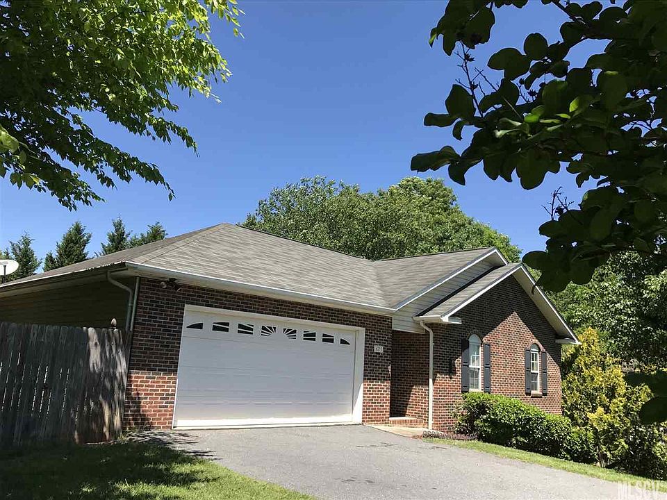 1st image of 623 Catawba Valley Blvd SE