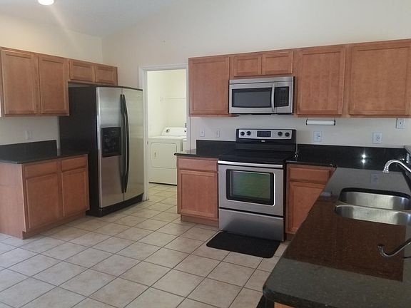 4th image of 754 Farrington Dr