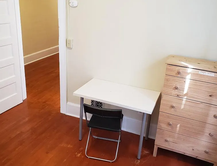 Bedroom 1 - A desk and dresser in each room if needed