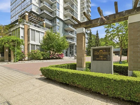 290 Newport Dr #1201, Pt Moody, BC V3H 5N2