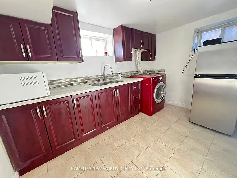 38 Ainsdale Rd — Photo 16