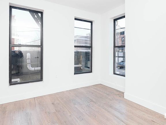 4th image of 595 Marcy Ave #9