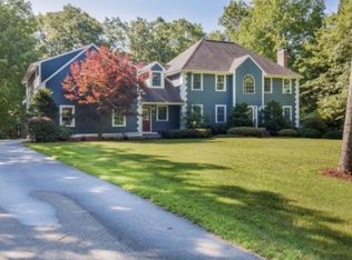 36 Picadilly Rd, Hampstead, NH 03841