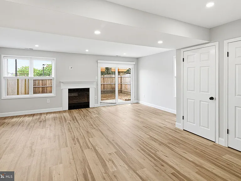 108 Allison Ct — Photo 10