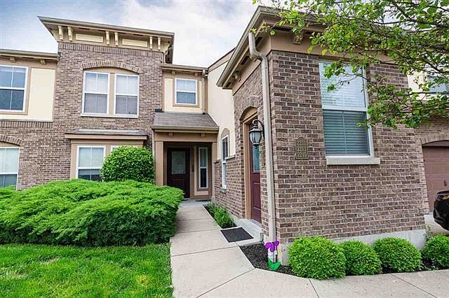 1st image of 2213 Rolling Hills Dr