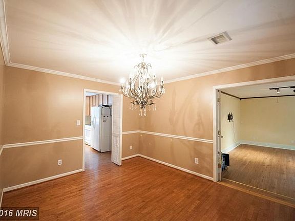 5th image of 6803 Caitlin Ct