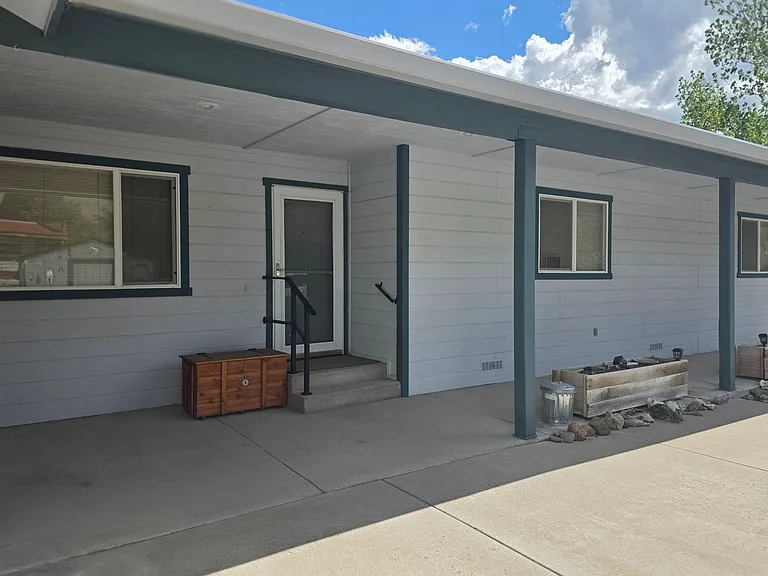 3671 Sandstone Dr — Photo 2