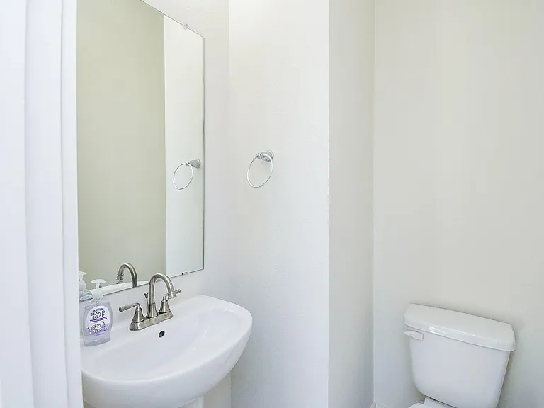 6031 Cypress St — Photo 10