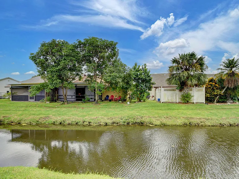 11862 Brier Patch Ct E — Photo 33