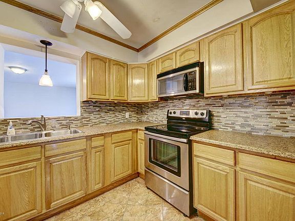 3rd image of 2667 Choctaw Dr