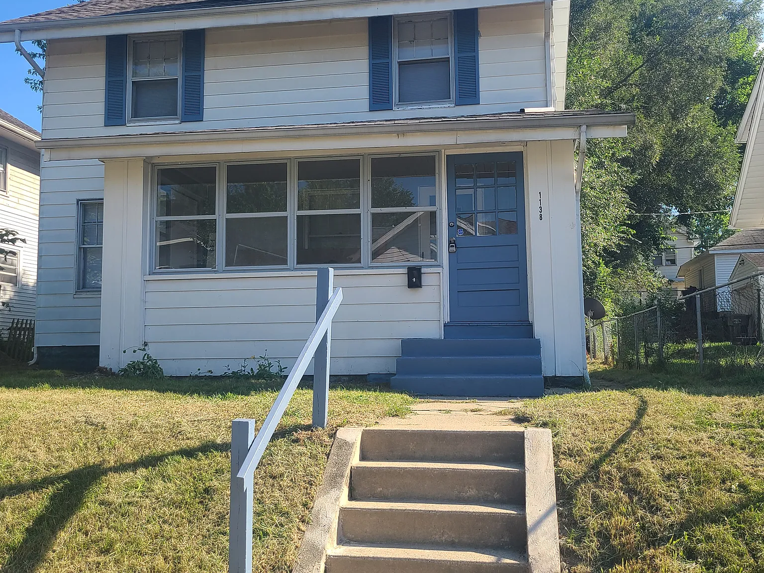 4 bed, 2.5 bath, 1648 sqft, $1,700 — Photo 1