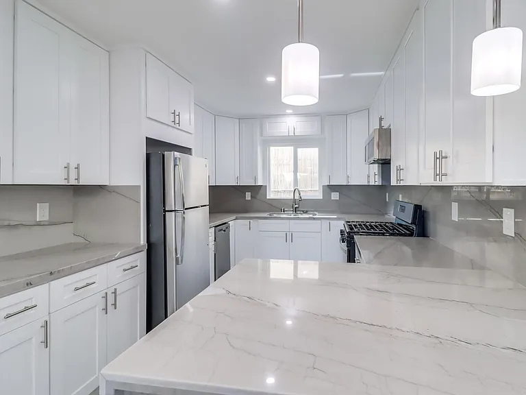 4840 Del Monte Ave #C — Photo 4