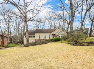 8345 Glen Meadow Ln, Germantown, TN 38138