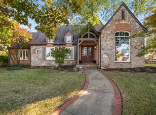 2200 Fianna Way, Fort Smith, AR 72908