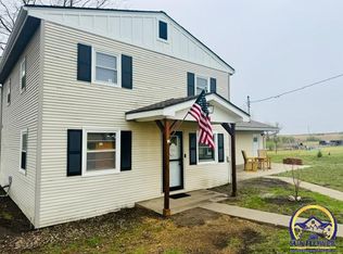 10481 T4 Rd, Hoyt, KS 66440