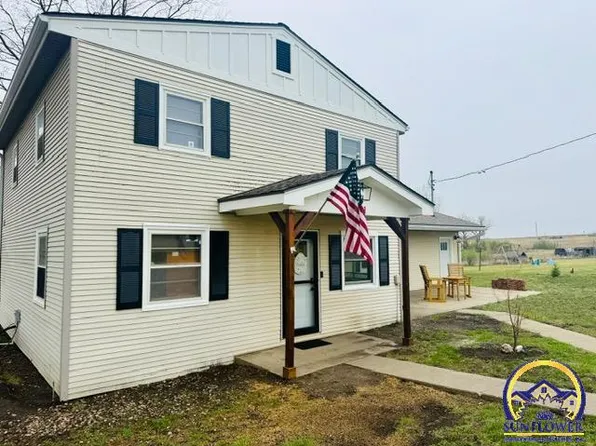 10481 T4 Rd, Hoyt, KS 66440