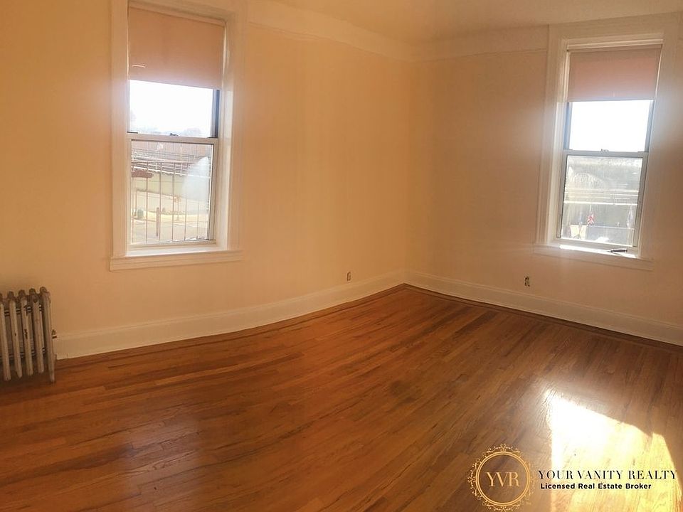 1st image of 4325 49th St APT 4D