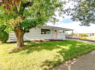 9255 SE Main St, Portland, OR 97216