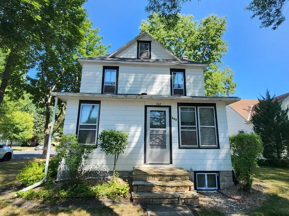 362 2nd St, Gaylord, MN 55334