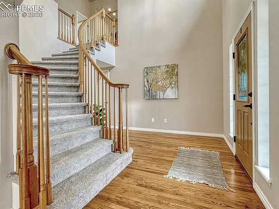 4th image of 15211 Ridgefield Ln