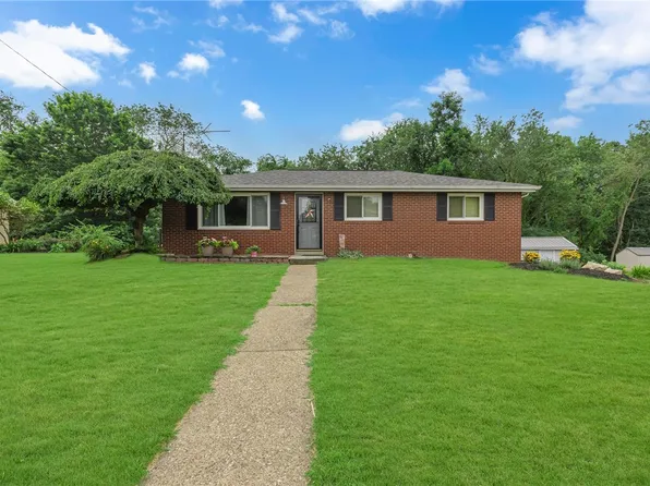 165 Crandon Cir, Beaver, PA 15009