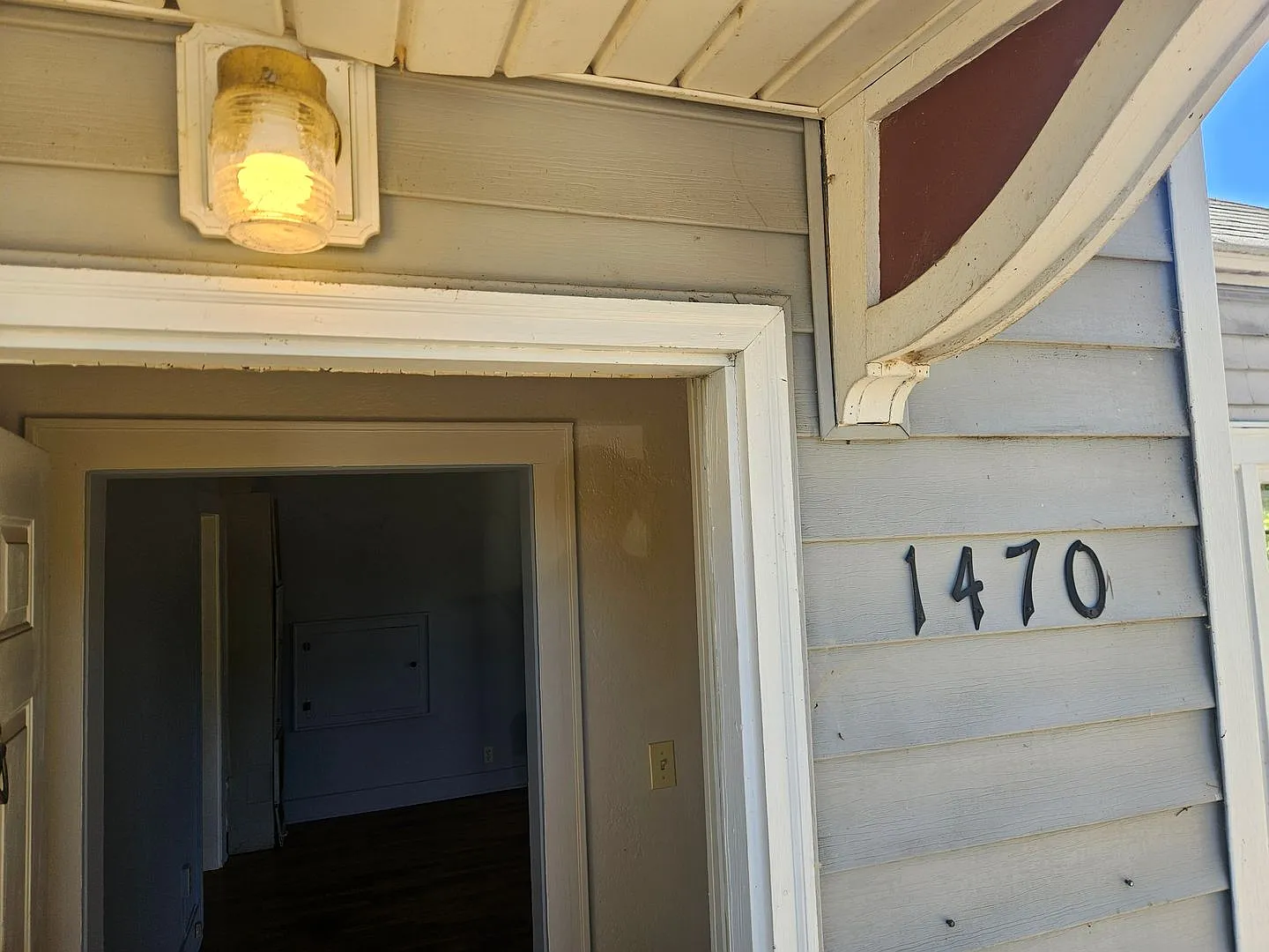 1470la — Photo 1