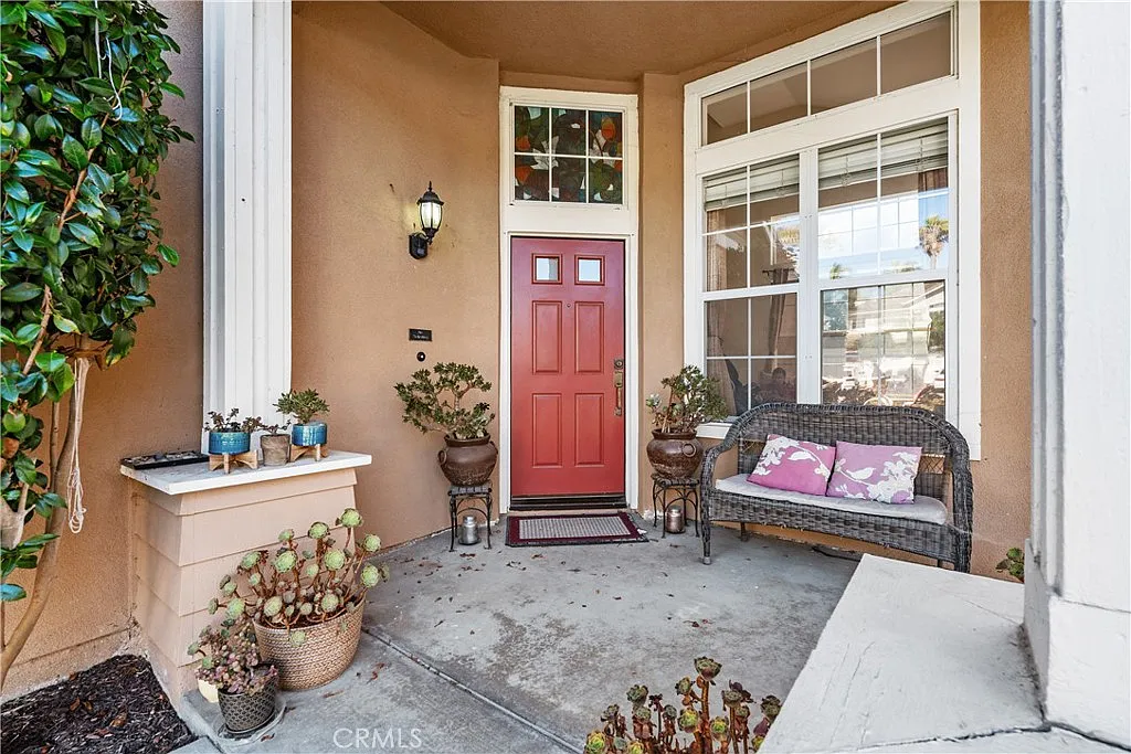 4 bed, 2.5 bath, 2298 sqft, $7,250 — Photo 4