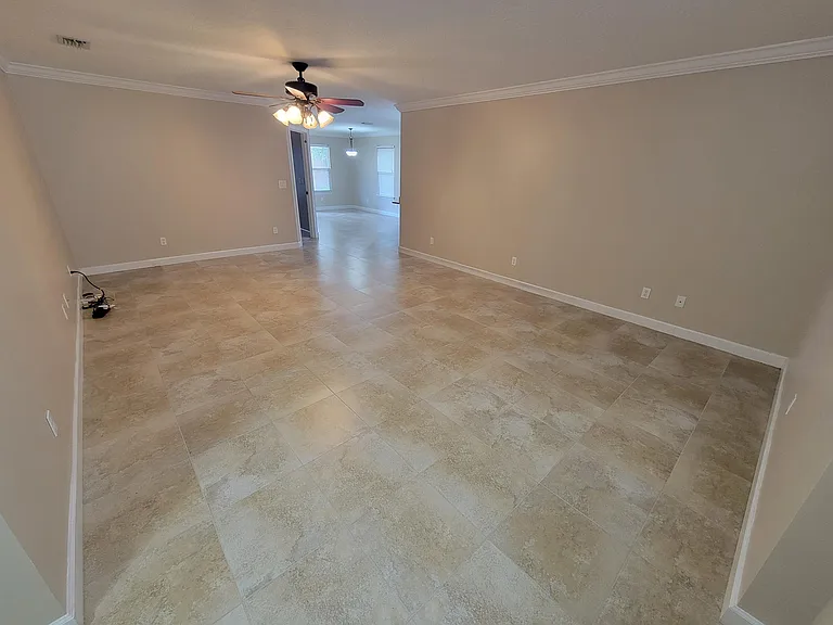 712 Hazel Dr — Photo 14