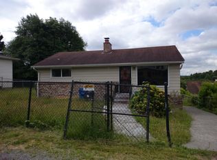 3233 S Kenyon St, Seattle, WA 98118