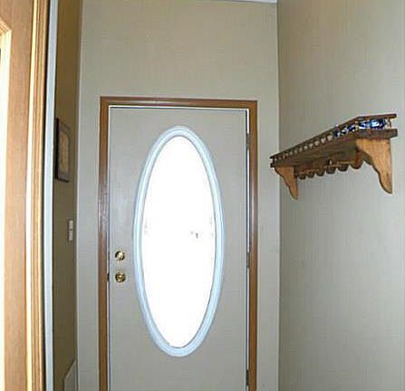 3rd image of 542 Waterford Way