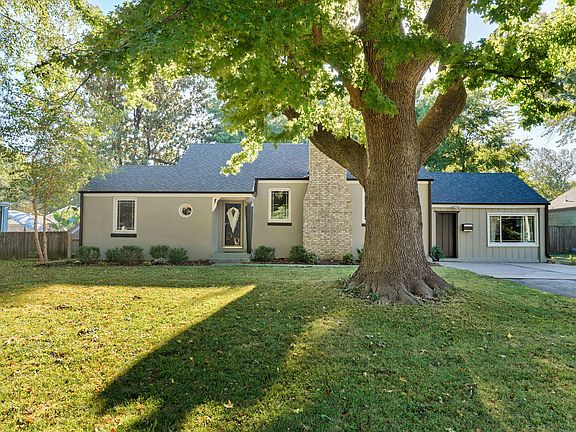 2nd image of 2042 S Holland Avenue