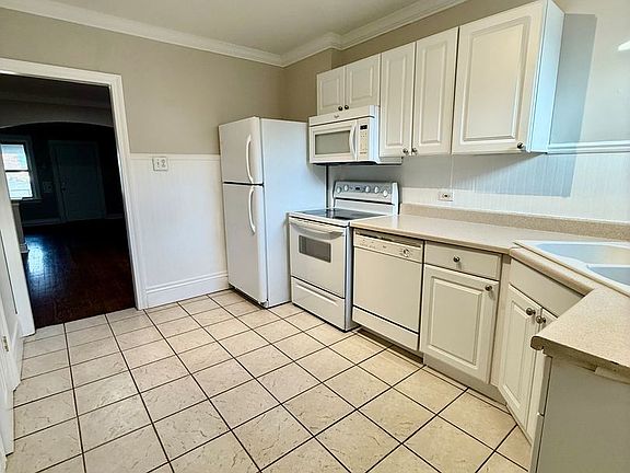 5th image of 6540 Southwest Ave