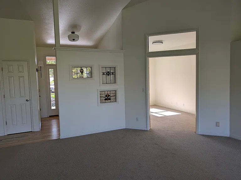 1103 E Skyler Dr — Photo 33