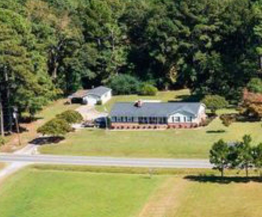 2nd image of 1712 Davis Homestead Rd