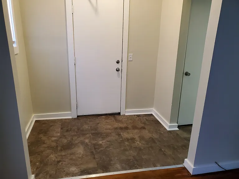 54-56 Grand Ave #4 — Photo 7