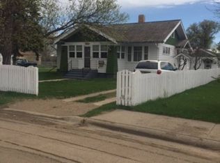 202 S 6th St E, Malta, MT 59538