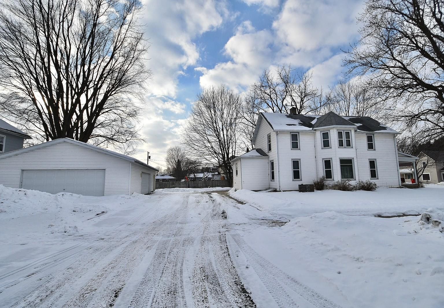 210 Main St W, Elgin, MN 55932 Zillow