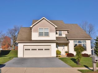 435 Old Stone Way, York, PA 17406
