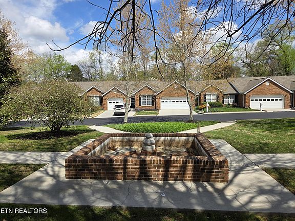 3rd image of 7628 Wren Garden Way