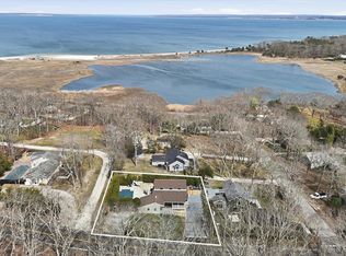 28 Red Creek Rd, Hampton Bays, NY 11946