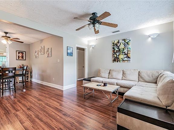 3rd image of 8103 Lynn Ave