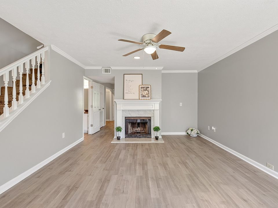 1st image of 103 Coventry Woods Dr