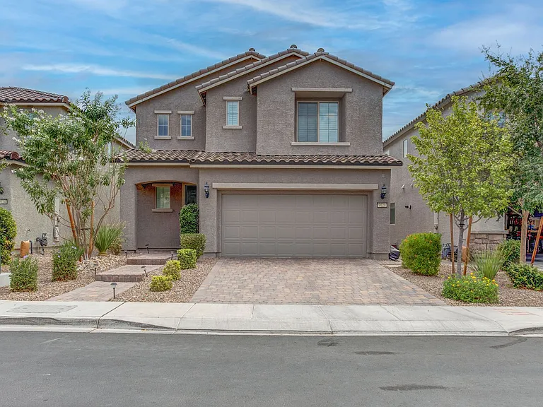 9020 Nopah Peak Ct — Photo 38
